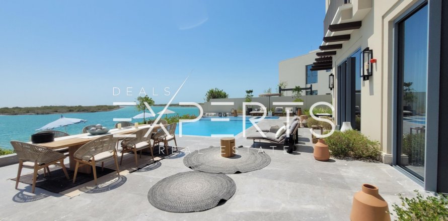 4 bedrooms Villa in Binh Duong, Vietnam No. 83189