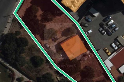 Commercial property en Mesa Geitonia, Cyprus No. 66691 1