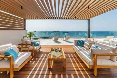 3 bedrooms Apartment in Limassol, Cyprus No. 105471 12