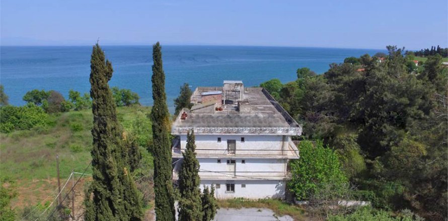 42 rooms Hotel in Kolindros, Greece No. 58495