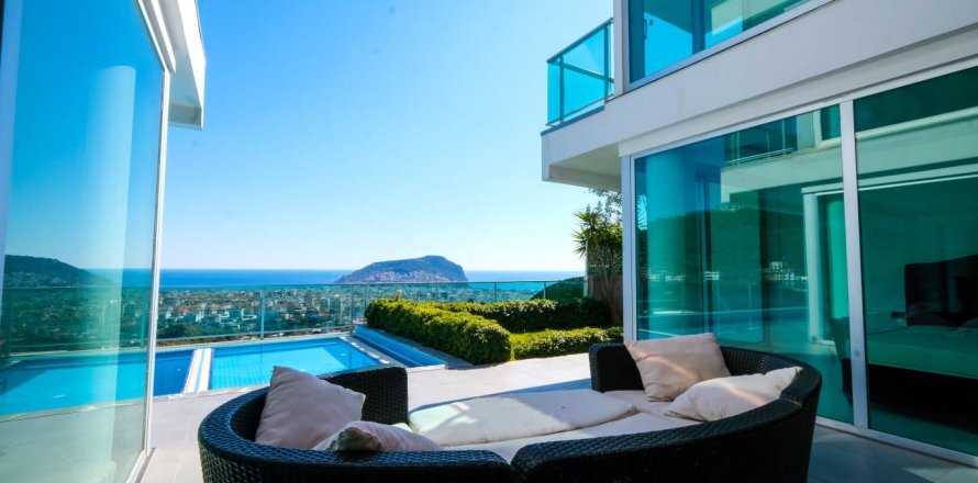 5 bedrooms Villa in Ninh Kieu, Vietnam No. 14367