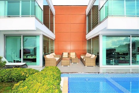 5 bedrooms Villa in Ninh Kieu, Vietnam No. 14367 24