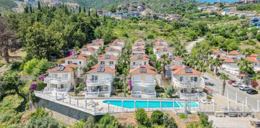 4 habitaciones Villa en Tepe, Turkey No. 113669