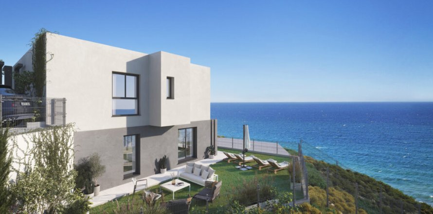 4 bedrooms Duplex in Velez-Malaga, Spain No. 122348