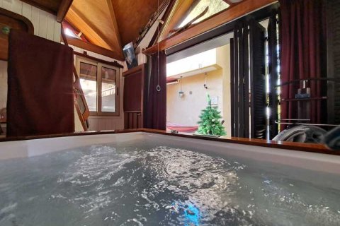 5 bedrooms House in Limassol, Cyprus No. 81643 3