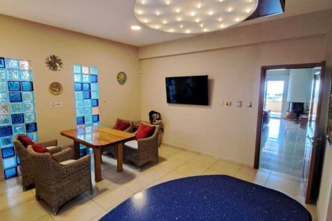 5 bedrooms House in Limassol, Cyprus No. 81643 9