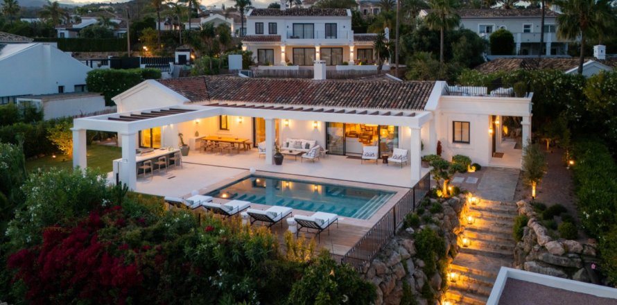 4 dormitorios Villa en Marbella, Spain No. 111622