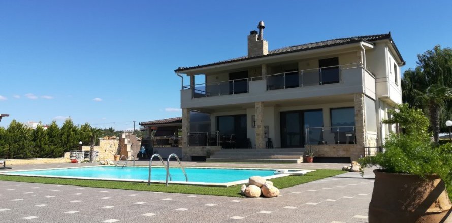 4 bedrooms Villa in Chalkidiki, Greece No. 58236
