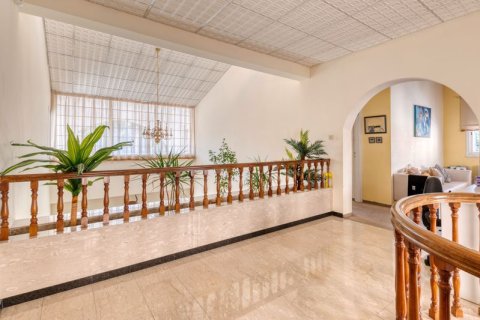 7 bedrooms Villa in Larnaca, Cyprus No. 36940 16
