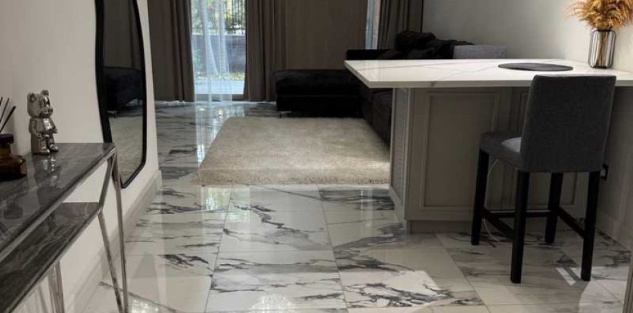 2 bedrooms Maisonette in Germasogeia, Cyprus No. 101348