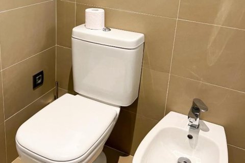 144m² Apartment in Tung Chung Pho, Vietnam No. 84905 16