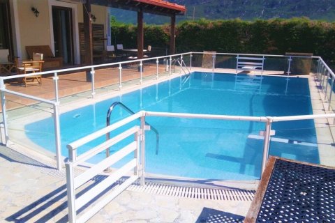 Дом с 4 комнатами в Эвбея, Греция №55787 3