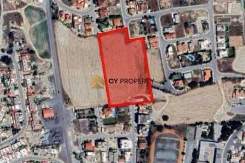 Commercial property in Aradippou, Cyprus No. 41933 1