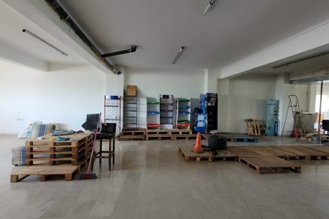 385m² Commercial property en Thessaloniki, Greece No. 107517 7