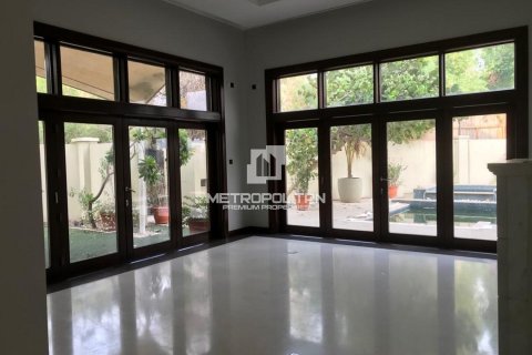 6 bedrooms Villa in Lien Chieu, Vietnam No. 93831 21