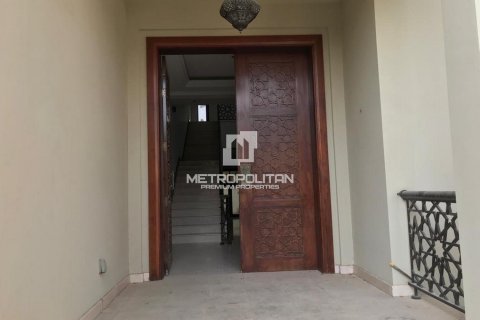 6 bedrooms Villa in Lien Chieu, Vietnam No. 93831 17