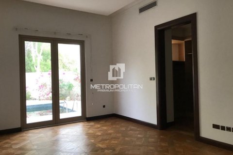 6 bedrooms Villa in Lien Chieu, Vietnam No. 93831 12