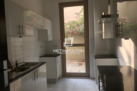 6 bedrooms Villa in Lien Chieu, Vietnam No. 93831 11