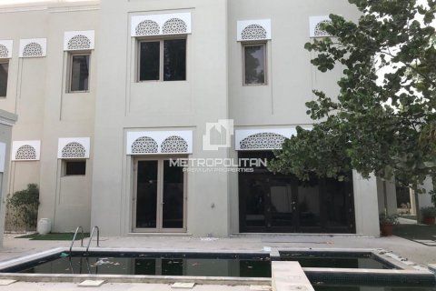 6 bedrooms Villa in Lien Chieu, Vietnam No. 93831 19