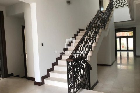 6 bedrooms Villa in Lien Chieu, Vietnam No. 93831 16