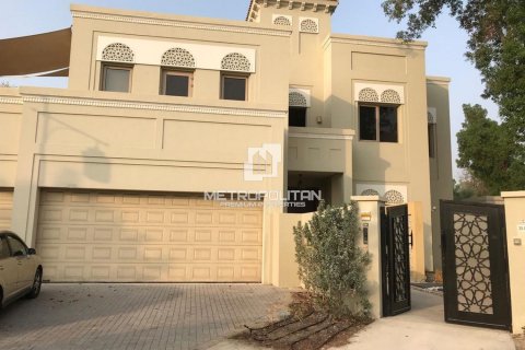 6 bedrooms Villa in Lien Chieu, Vietnam No. 93831 18