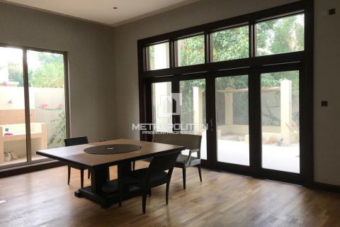 6 bedrooms Villa in Lien Chieu, Vietnam No. 93831 15