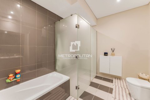 5 bedrooms Villa in Nam Tu Liem, Vietnam No. 93710 3