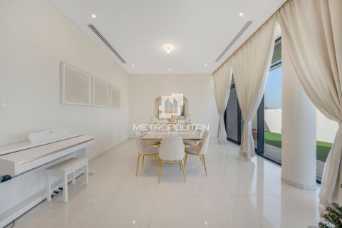 5 bedrooms Villa in Nam Tu Liem, Vietnam No. 93710 9