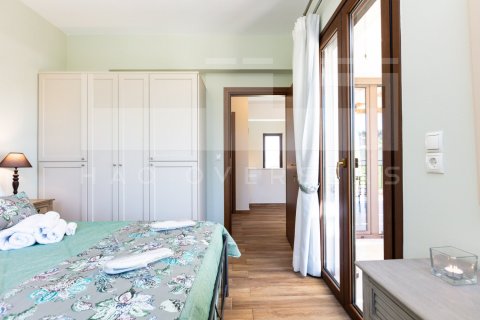 4 bedrooms Villa in Rethymno, Greece No. 24328 6