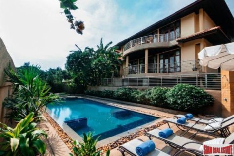 4 bedrooms House in Ko Samui, Thailand No. 97058 1