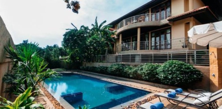 4 bedrooms House on the Ko Samui, Thailand No. 97058