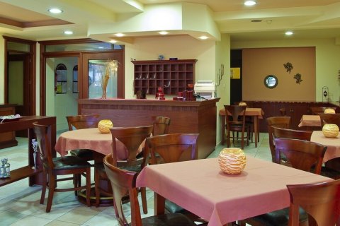 Отель, гостиница с 18 комнатами в Пиерия, Греция №60636 7
