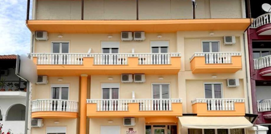 Отель, гостиница с 18 комнатами в Пиерия, Греция №60636