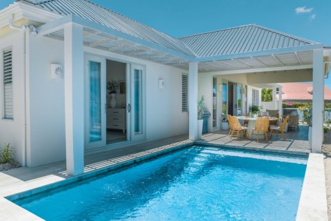 Villa in Jolly Harbour, Antigua and Barbuda No. 61380 1
