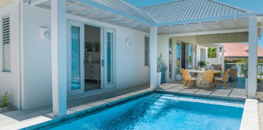 Studio Villa in Jolly Harbour, Antigua and Barbuda No. 61380