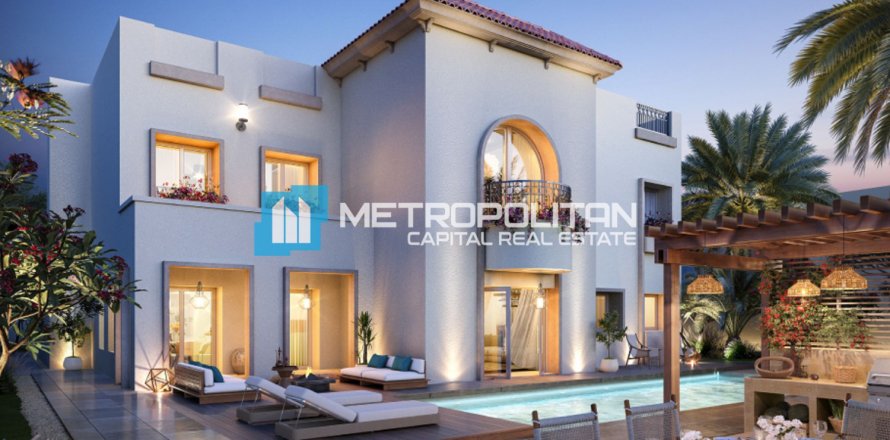 4 bedrooms Villa in Al Hadid W Al Solb Old Housing, Vietnam No. 99013