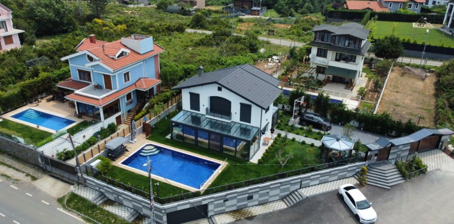 4 bedrooms Villa in Khanh Hoa, Vietnam No. 15097