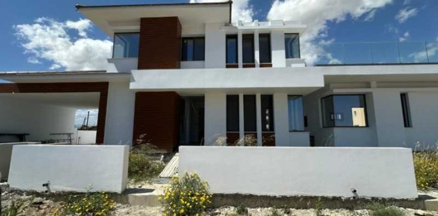 5 dormitorios House en Kiti, Cyprus No. 101489