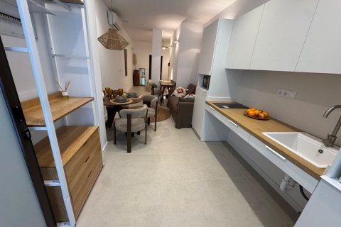 1 bedroom Commercial property in Valencia, Spain No. 125721