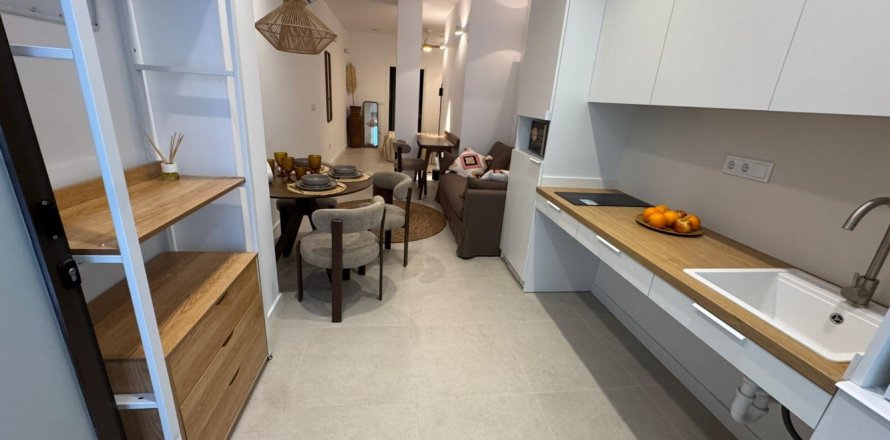 1 bedroom Commercial property in Valencia, Spain No. 125721