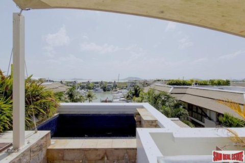 2 bedrooms Penthouse in Ko Kaeo, Thailand No. 97197 1
