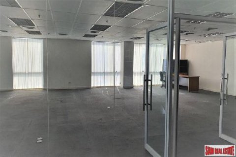 318.6m² Office in Bangkok, Thailand No. 96106 10