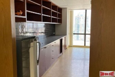 318.6m² Office in Bangkok, Thailand No. 96106 9