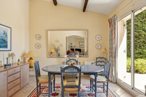 3 chambres Villa à Villeneuve-Loubet, France No. 68726 7