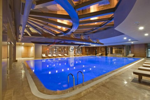 3 bedrooms Apartment in Hai Ba Trung, Vietnam No. 80449 2