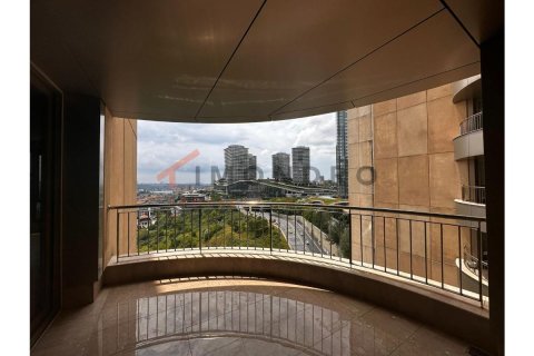 3 bedrooms Apartment in Hai Ba Trung, Vietnam No. 80449 15