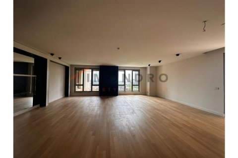 3 bedrooms Apartment in Hai Ba Trung, Vietnam No. 80449 9