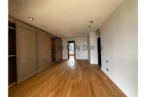 3 bedrooms Apartment in Hai Ba Trung, Vietnam No. 80449 22