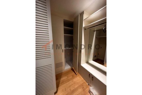 3 bedrooms Apartment in Hai Ba Trung, Vietnam No. 80449 27