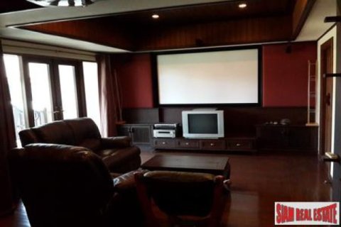 3 bedrooms Apartment in Jomtien Beach, Thailand No. 96492 3